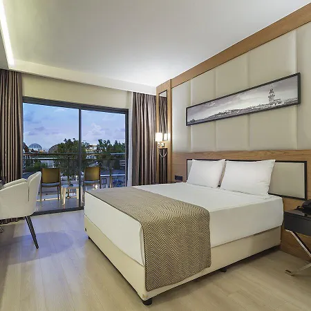Aydinbey Queen's Palace & 5* Belek