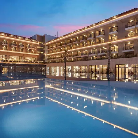 Aydinbey Queen's Palace & Hotel