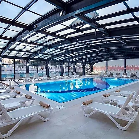 Aydinbey Queen's Palace & 5* Belek