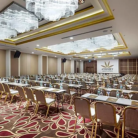 Aydinbey Queen's Palace & Hotel